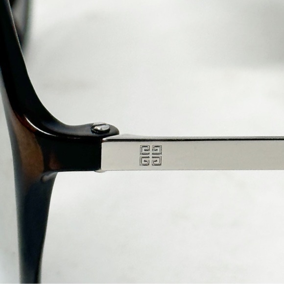 GIVENCHY Women\'s Sunglasses NWT GV400091 main image 10